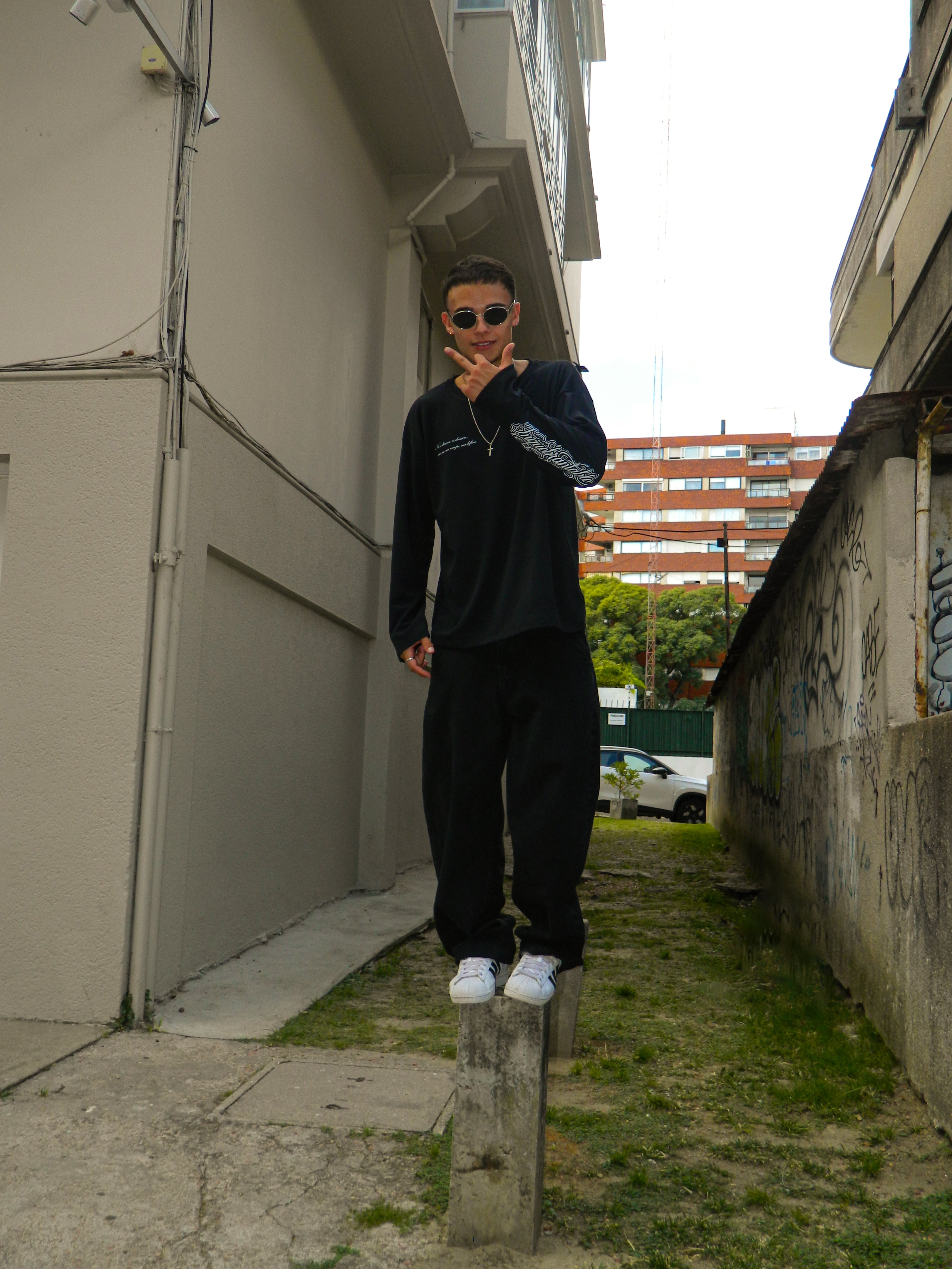 Remera "INQUEBRANTABLE" Negro