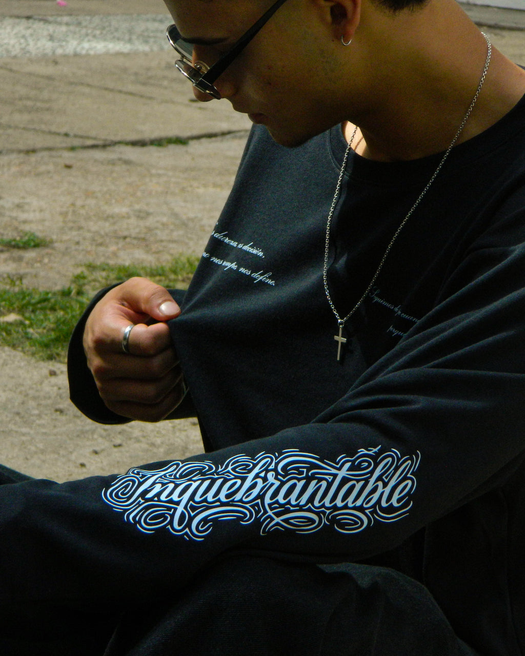 Remera "INQUEBRANTABLE" Negro
