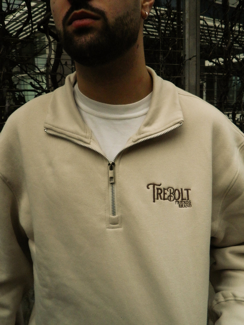 Buzo medio cierre "OFF DUTY" beige