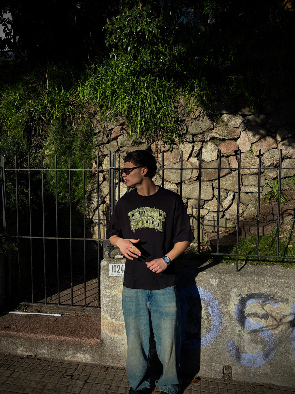 Remera SINCE 21 black