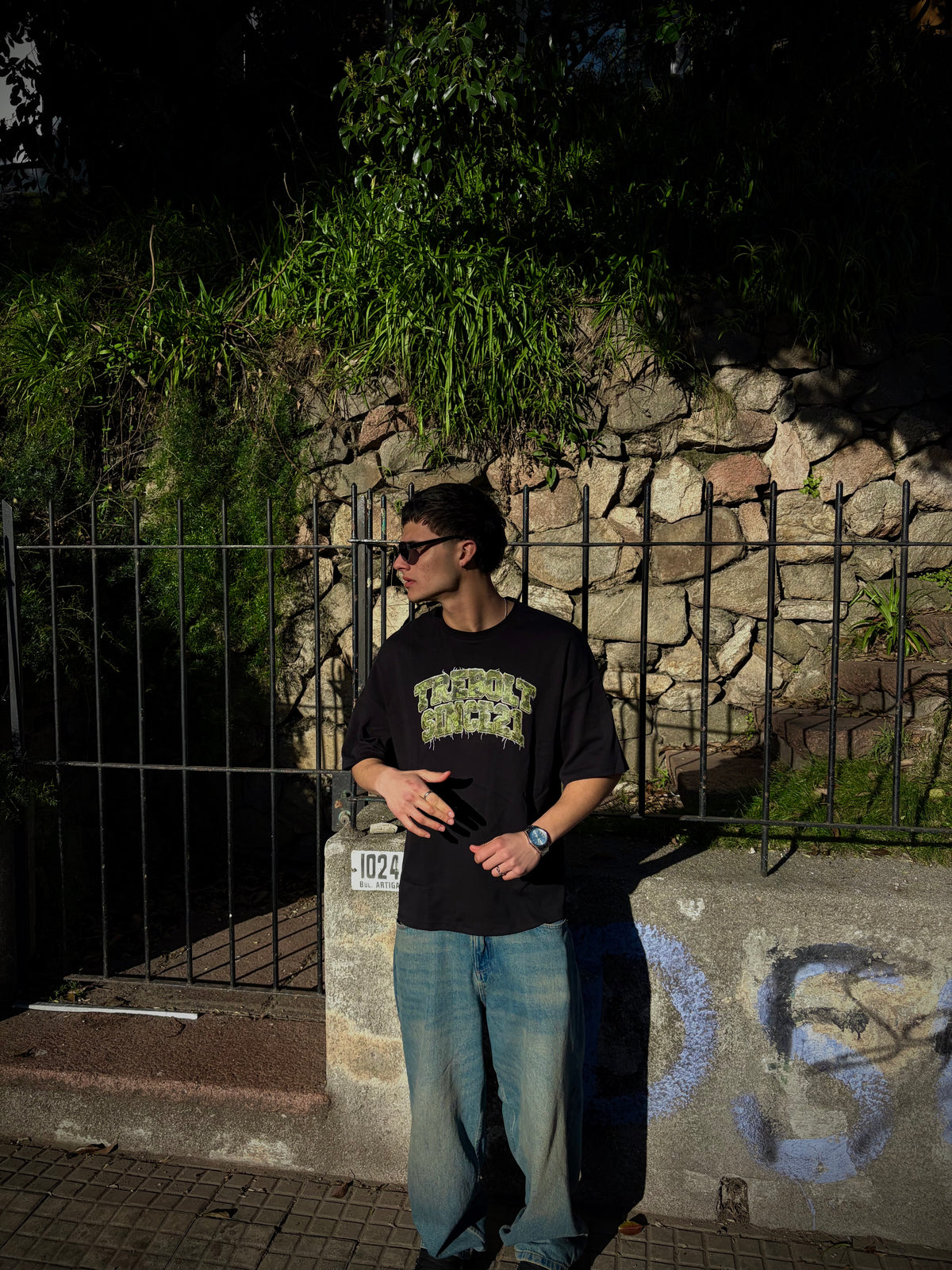 Remera SINCE 21 black
